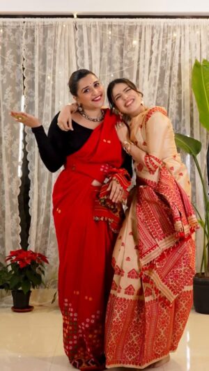 Mannara Instagram - Some dances touch the heart, not just the feet 🌾❤️
Bihu vibes straight from Assam with Khanzadi & Mannara 💃

Watch @iamkhanzadi in the new episode of #styleitup on my youtube channel.

#khanzaadi #mannara #bihudance #Assamgetup maanzaadi 
Link in bio.

Mannara💎- @the_jewel_gallery

khanzaadi :-
Outfit @phamingkham
 jewellery @pastel_pearls_jewellery