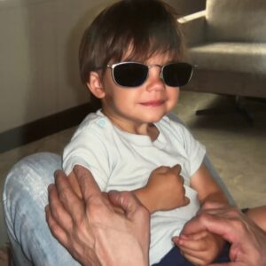 Mari Alexandre Instagram - “Meu coração anda fora do peito há 17 anos. Feliz vida,meu filho.!”

Você é luz!
Você é o amor da minha vida!
Você é o meu maior presente!
Você é coragem,personalidade e caráter.
Você é minha é minha maior conquista!
Feliz aniversário amor da minha vida!!!
Deus abençõe e proteja seus passos por onde passar.
“Te amo infinito e além.!”
@zaionalexandreoficial