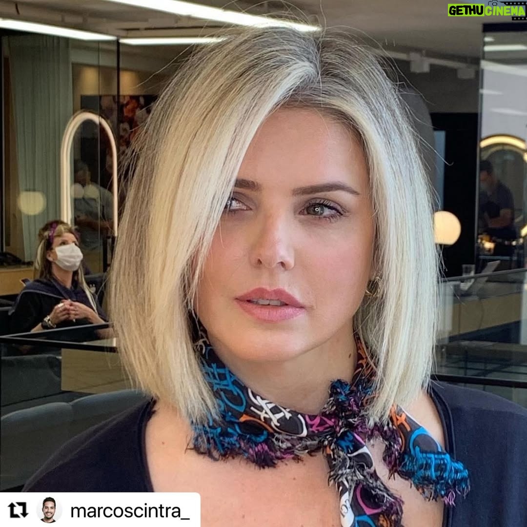 Mari Alexandre - 10.8K Likes - #Repost @marcoscintra_ with @make_repost
・・・
Visual novo da minha amiga e cliente que amo @mari_alexandre10! ❤️

Simplemente incrível !!! Amei 🔥😎