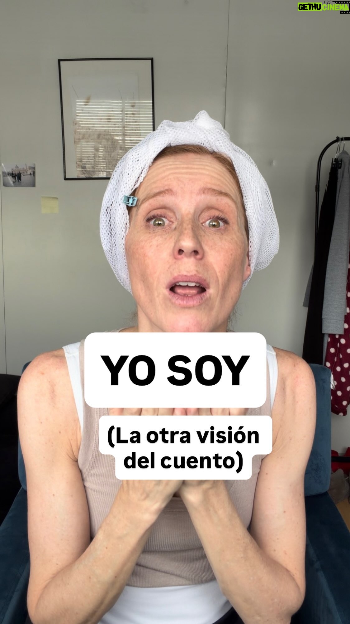 María Castro - 39.5K Likes - YO SOY
(Me pedíais la segunda parte… y aquí está… TAN increíble como la otra)
De un niño que se dio cuenta de que no quería ser popular… que quería ser libre… y ser él mismo… Martín, ni más ni menos.