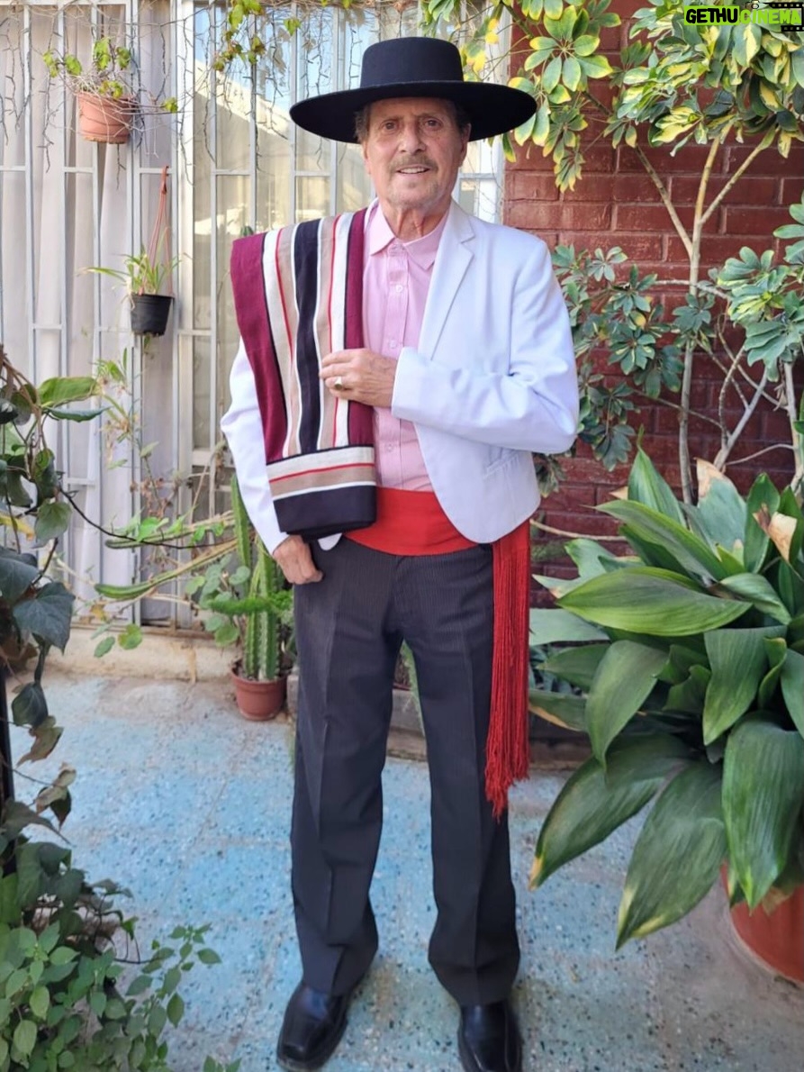 María Elena Swett - 52.2K Likes - ❌⭕️ Un beso al cielo y el abrazo de horas que quisiera darte!. Hoy 16 de Marzo es el cumpleaños #78 de mi papá, el hombre más noble que conocí en mi vida. 💬 Sé que me estás viendo siempre, y en este mismo segundo mientras escribo aquí para recordarles a todos que es tu cumpleaños. Eres un papá chocho!  Te amo papá❤️
.
.
.
.
.
.
.
.
.
.
.
.
.
.
.
.
.
.
.

#resistehija  #resistemamá