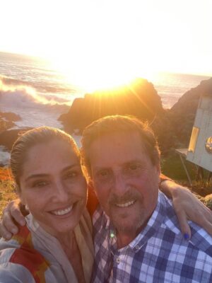 María Elena Swett Instagram - ❌⭕️ Un beso al cielo y el abrazo de horas que quisiera darte!. Hoy 16 de Marzo es el cumpleaños #78 de mi papá, el hombre más noble que conocí en mi vida. 💬 Sé que me estás viendo siempre, y en este mismo segundo mientras escribo aquí para recordarles a todos que es tu cumpleaños. Eres un papá chocho!  Te amo papá❤️
.
.
.
.
.
.
.
.
.
.
.
.
.
.
.
.
.
.
.

#resistehija  #resistemamá