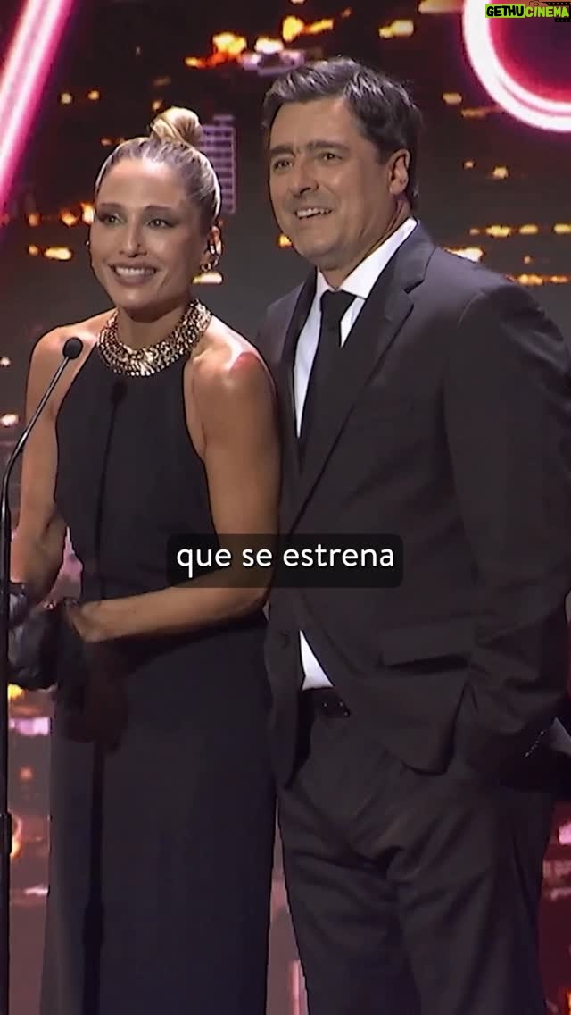 María Elena Swett - 17.2K Likes - ¡Qué nostalgia! 🥹 Un bonito momento vivimos en estos Premios Caleuche 2026 con este reencuentro entre Mane Swett y Jorge Zabaleta, quienes llegaron para presentar la primera categoría de la noche✨
Este año además llegarán a la pantalla grande con la película de Papi Ricky 💗