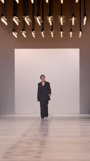 Maria Grazia Chiuri Instagram - MENO IO PIÙ NOI / LESS I MORE US

FENDI Fall/Winter 2026-27 by Maria Grazia Chiuri

#FENDI