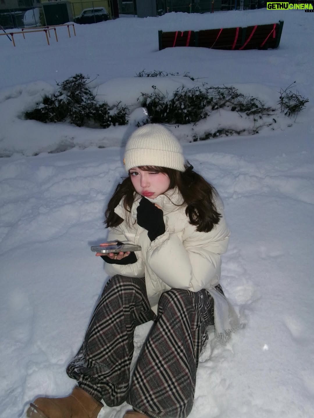 Maria Kurotaki - 2.7K Likes - 冬のいろいろ🪾
北海道が大好きです。小樽も大好きです。
改めて、ここに生まれて良かったなと思える場所です☃️

あ〜スキーがしたい　スノボがしたい