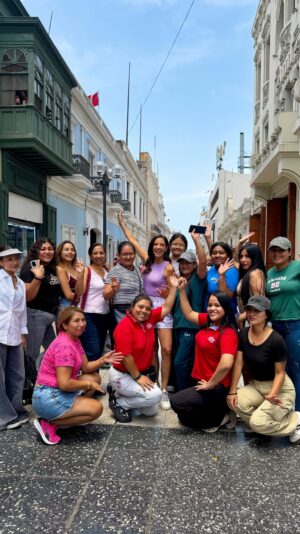 María Pía Copello Instagram - Esta vez salí a la calle con una idea simple: escuchar.
Porque el Día de la Mujer no se trata solo de hablar sobre nosotras, sino de darnos el espacio para que hablemos por nosotras mismas.
Porque cuando las mujeres hablan, el mundo avanza. 💜
¿Qué es lo que más te gustaría que el mundo entendiera sobre ser mujer hoy?
#8M