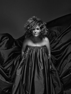 Maria Rita Instagram - faltam 10 dias! 
redescobrir vol 2!

Fotografia: Renato Nascimento 
Beleza: Raul Melo 
Stylist: Gabi Rocha

#EMR