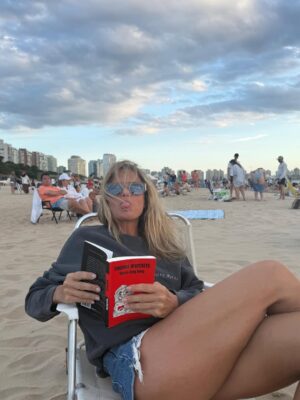 Mariana Fabbiani Instagram - Dumpcito desde el paraíso 🦩☀️🌊