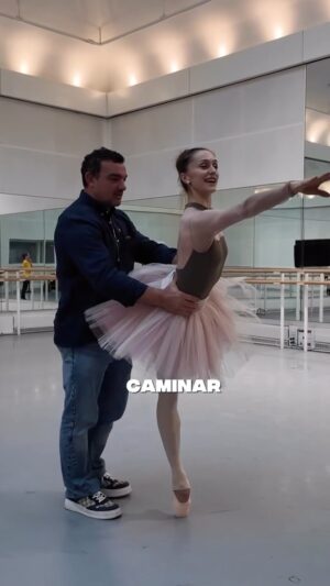 Marianela Núñez Instagram - Aprendiendo con la “queen” @marianelanunezofficial
Cómo me vieron?? Dejen sus Jorges...
Vlog completo en mi canal de YouTube