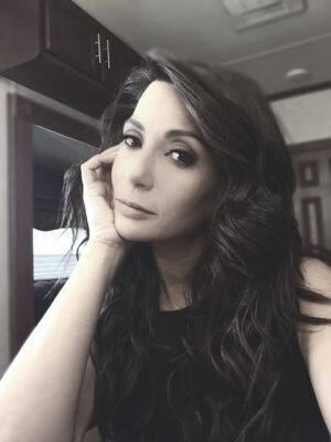 Marisol Nichols Instagram - 2016 was a good one ♥️