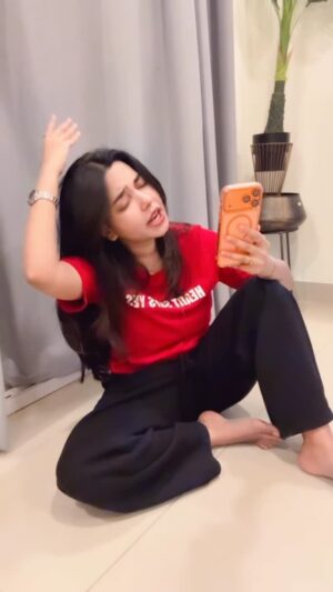 Marshuka Shifana Instagram - One video, Many arguments 😭💀

#reels #share #reelsinstagram #trending #tamil