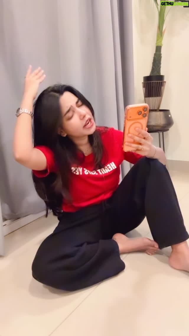 Marshuka Shifana - 14.6K Likes - One video, Many arguments 😭💀

#reels #share #reelsinstagram #trending #tamil