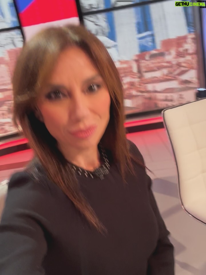 Marta Flich - 1.4K Likes - DAG
HUFFPOST
FLORES vs Km