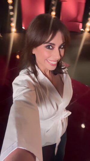 Marta Flich Instagram - Un poquito de platoneo aquí y allí 📺🎶