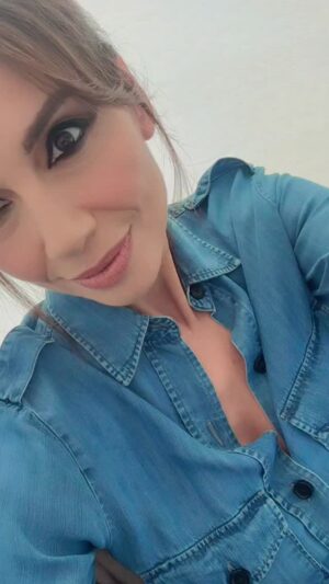 Marta Flich Instagram - Que ya es jueves, amiguis !