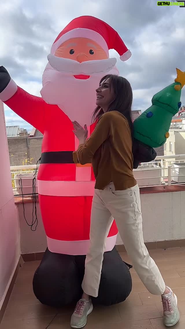 Marta Flich - 1.2K Likes - Yo ya !

Feliz Navidad! 🎄🎁❤️🎅🧑‍🎄