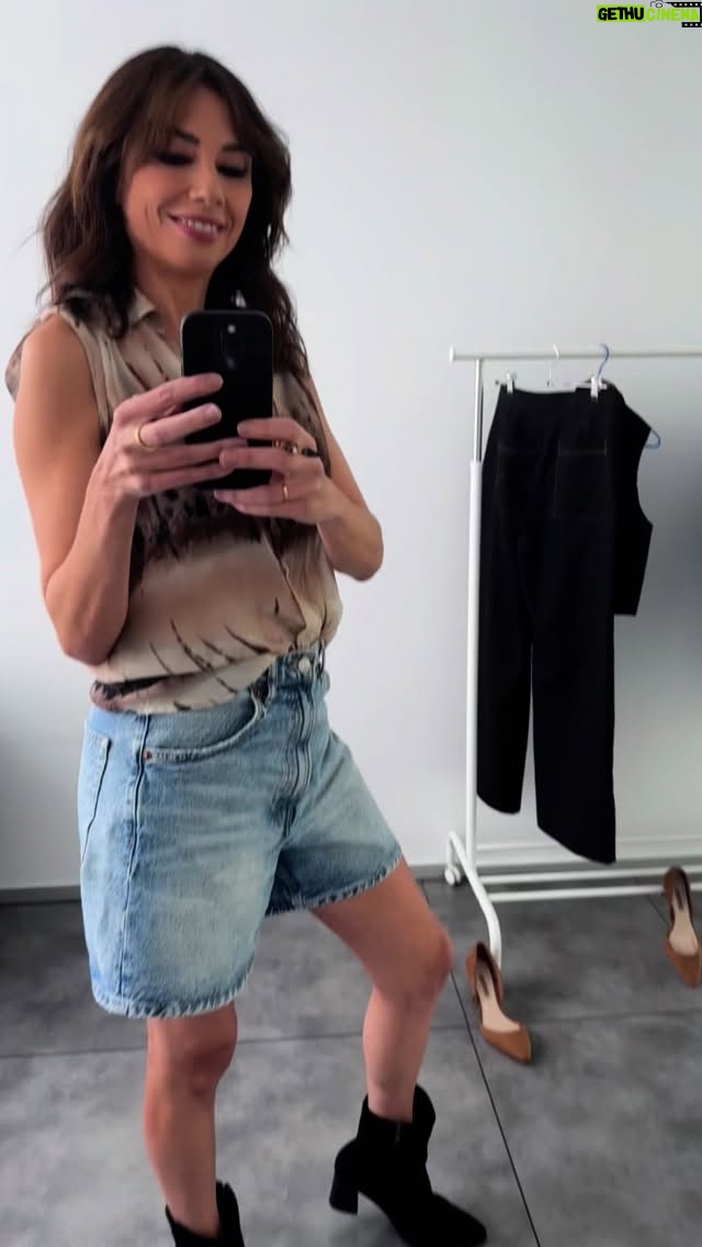 Marta Flich - 2.1K Likes - Martes. 

🫶🏻

Estrellas invitadas en este reel: 
La nuca de @mirogonzalo y @manuel.jabois modo terraceo.💕 Ámolos!