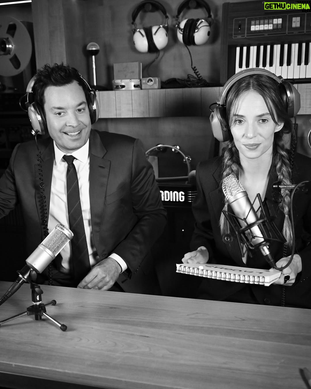 Maya Hawke - 0.9 Million Likes - @maya_hawke joins us to talk Season 5 of @strangerthingstv tonight! #StrangerThingsOnFallon #FallonTonight 

📷 @toddowyoung