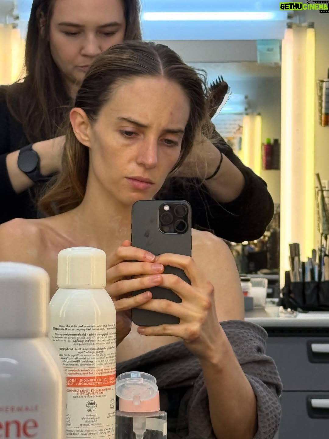 Maya Hawke - 1.3 Million Likes - That’s a wrap on Wiress ❤️ sooo much fun ❤️ sunrise on the reaping !!! This group of brilliant actors and artists is going to blow you away (myself of course excluded) @thehungergames #sunriseonthereaping … also pretty freaking excited for stranger things tonight… don’t know about you.