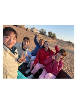 Mayuu Yokota Instagram - 🇦🇪🍀🫶🤸‍♂️🦌
今回もみんなでロケ頑張りました！

そして、皆さま今年もありがとうございました！
良いお年をお迎えください🫶