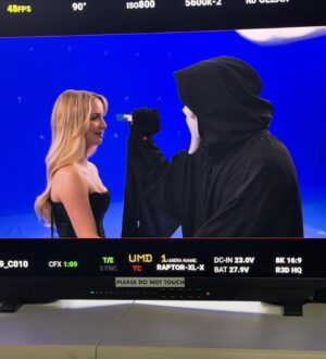 Mckenna Grace Instagram - Twisting the Knife BTS🤭🔪