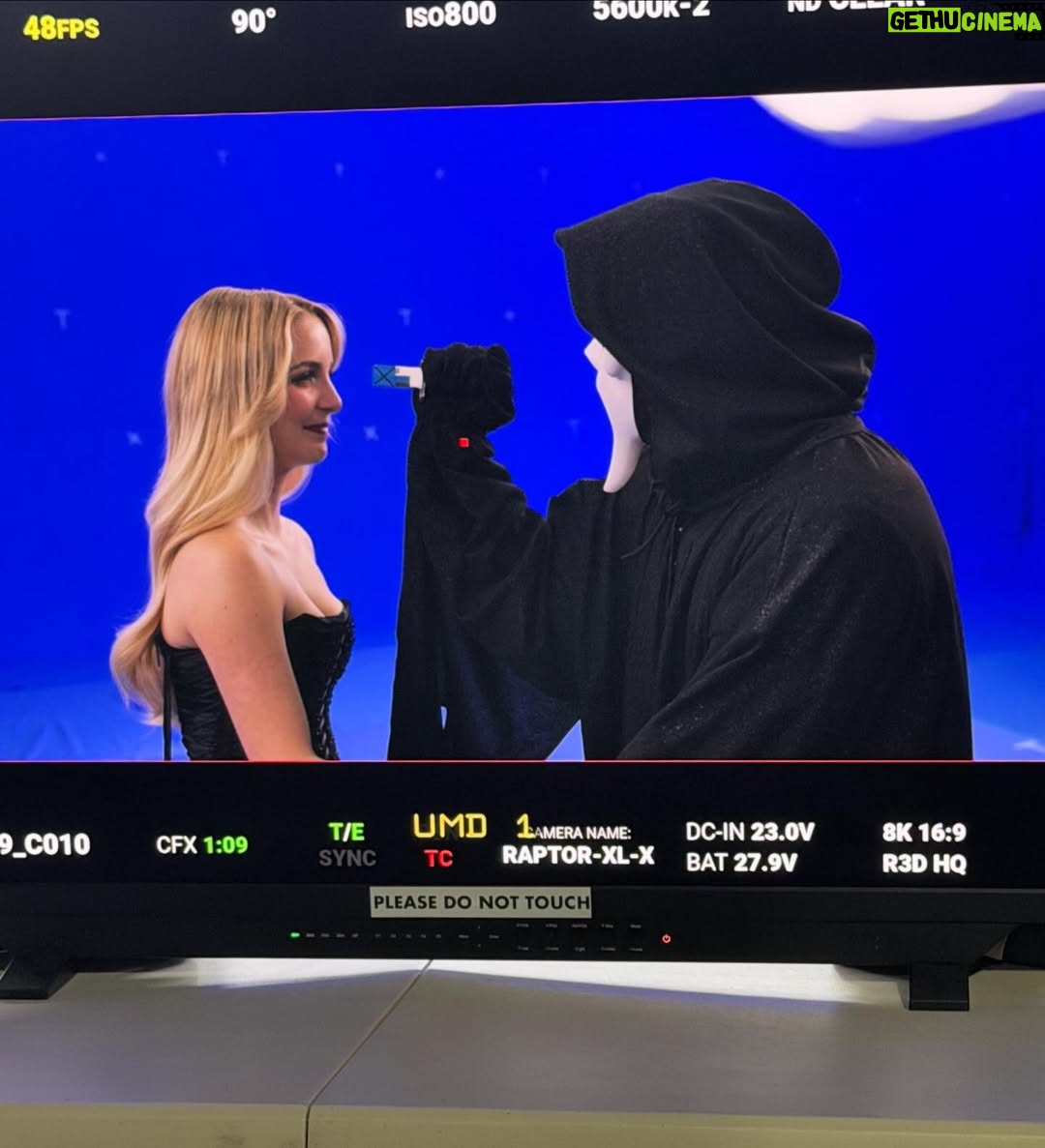 Mckenna Grace - 480.7K Likes - Twisting the Knife BTS🤭🔪