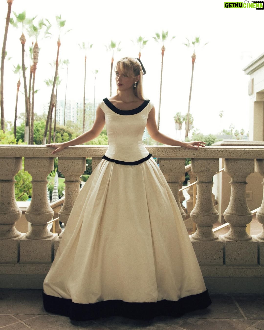 Mckenna Grace - 842.3K Likes - Thank you @criticschoice for having me, it was an honor to present:)🩷