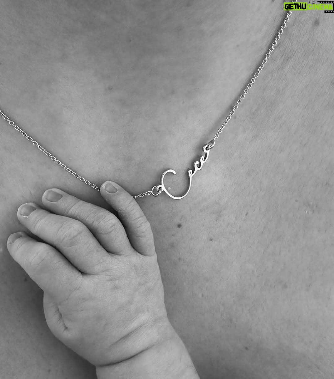 Megan Thomson - 4K Likes - Cecelia - our dream girl ♡

Necklace @oakandluna - CECE20 for ££ off ad