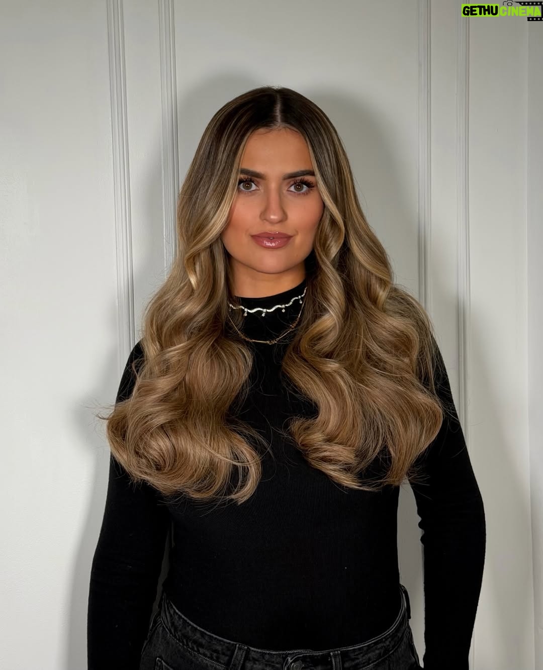 Megan Thomson - 3 Likes - princess hair backkkkk 👸🏽