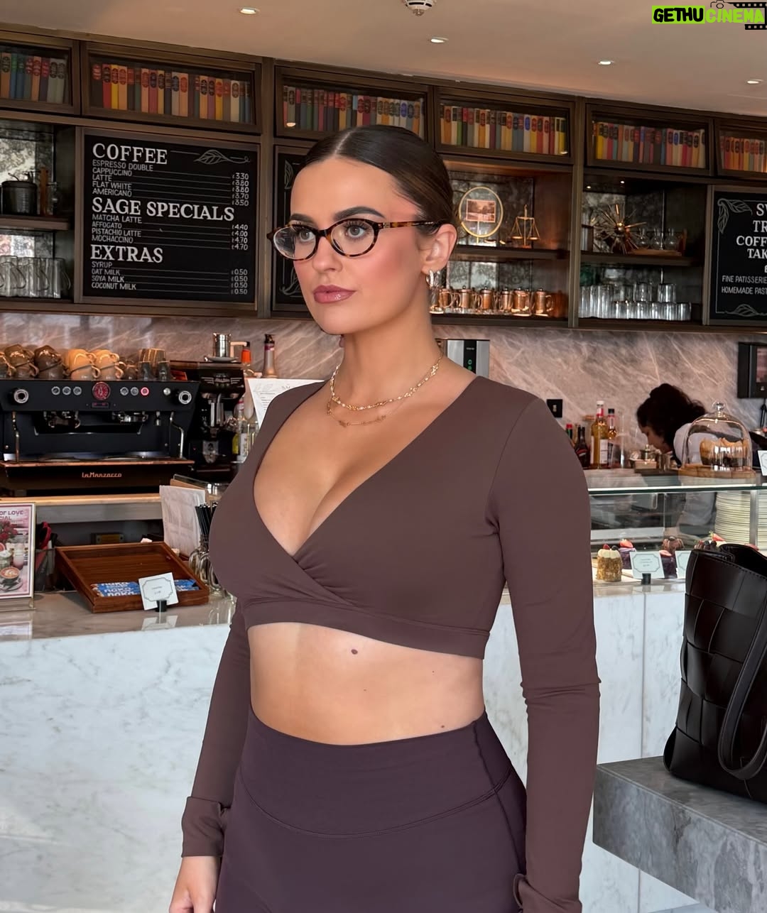 Megan Thomson - 3 Likes - coffee dates in @yeoreo_official ad #yeoreo