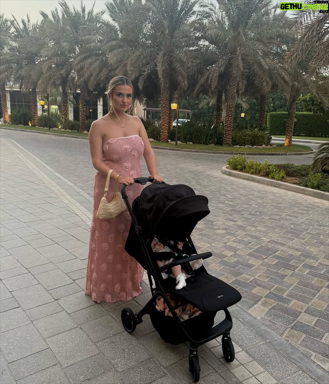Megan Thomson - 1.7K Likes - Cece’s first passport stamp 🇦🇪