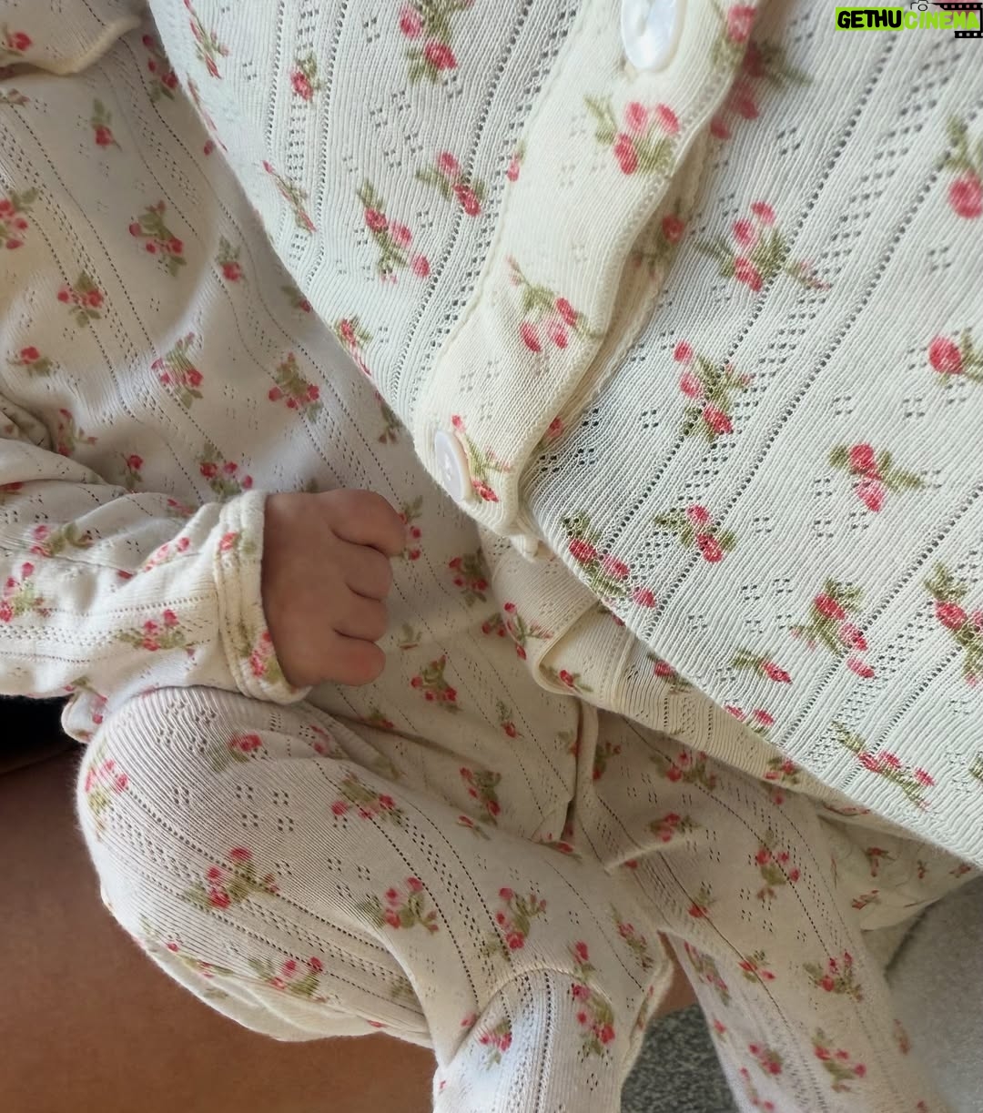 Megan Thomson - 1.3K Likes - Matching with my bestie @thenapco 🌷
My baby girl is 7 weeks old 🥹 where has that time gone! ngl, I’ve been struggling lately with what to wear and learning to love my new body. When I was pregnant I absolutely loved my bump knowing I was growing my baby girl but 7 weeks post c section I’m struggling & just don’t seem to feel good in anything I put on! I have a wardrobe room full of clothes but still nothing fits, I keep having to remind myself it’s only been x amount of weeks, I’m recovering from major surgery and I know this is soo minor. I am so grateful my body made my beautiful baby girl that I can now wear matching outfits with (hehe dream come true)