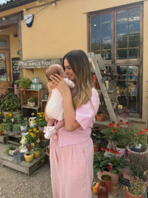 Megan Thomson Instagram - my girl 🎀