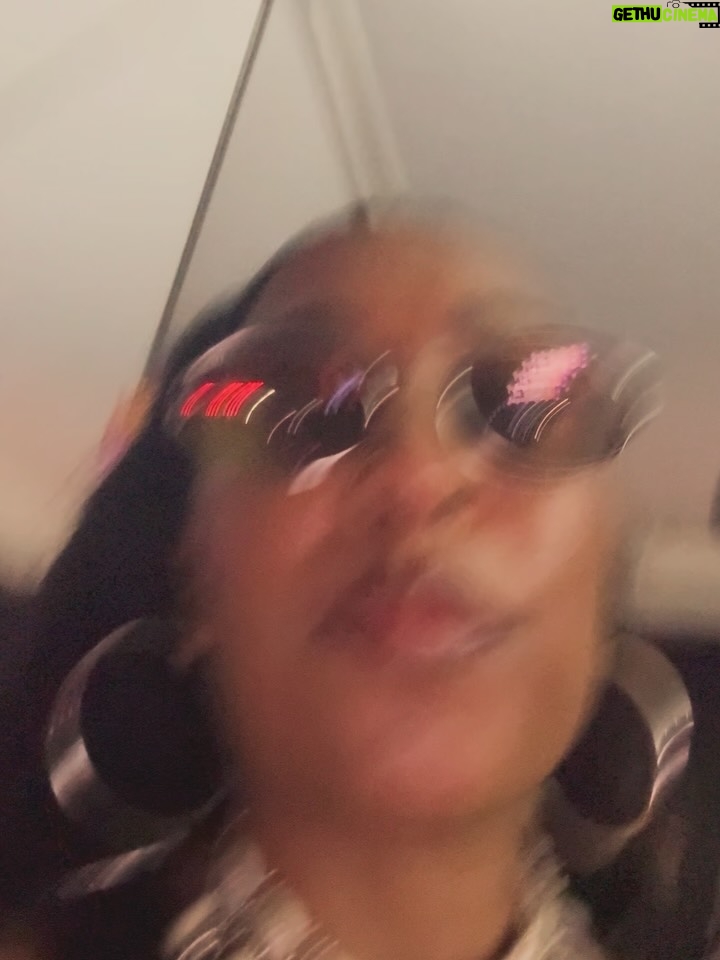 Melanie Fiona - 12.8K Likes - When your friends say “You should meet us in Jamaica, it’s very important that you say YES.” 🇯🇲🙏🏾🇯🇲 Swipe through and enjoy the vibes. Reggae Music is the vibration we all need to be on. IYKYK @lostintimefestival was the best festival of my life 🙌🏾 

1- she’s a water sign ♋️ 
2- Ladies Love Reggae 💃🏾
3- drink your WATA 
4- FRIENDS ONLY. 
5- “It Kills Me” rub a dub style 
6- views
7- zagga zoom
8- bashment corner 
9- @lostintimefestival 
10- ARTISTS. 💙
11- @stephenmarley ❤️‍🔥🦁❤️‍🔥
12- JAMROCK!!!!!! @damianmarley 
13- Smile for Me Jamaica @chronixxmusic 
14- Eternal Light @chronixxmusic x @freenationals 💫 
15- JAMAICA sound so sweeeeeet! 🙌🏾
16- ya heard? 
17- 🇯🇲💜🇯🇲