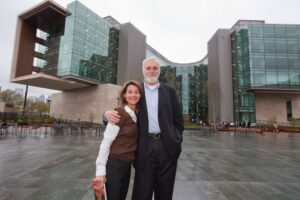 Melinda Gates Instagram - Dr. Foege wasn’t just a brilliant scientist, best known for helping eradicate smallpox. He was also an invaluable mentor, cherished friend, and steadfast example of the kind of leadership I’ve always admired: empathetic, generous, and humble.

With his passing last weekend, I’m reminded of his advice to strive for “science with a moral compass,” or science that serves humanity. Dr. Foege lived out that value in every corner of his life. May his legacy inspire others to do the same.