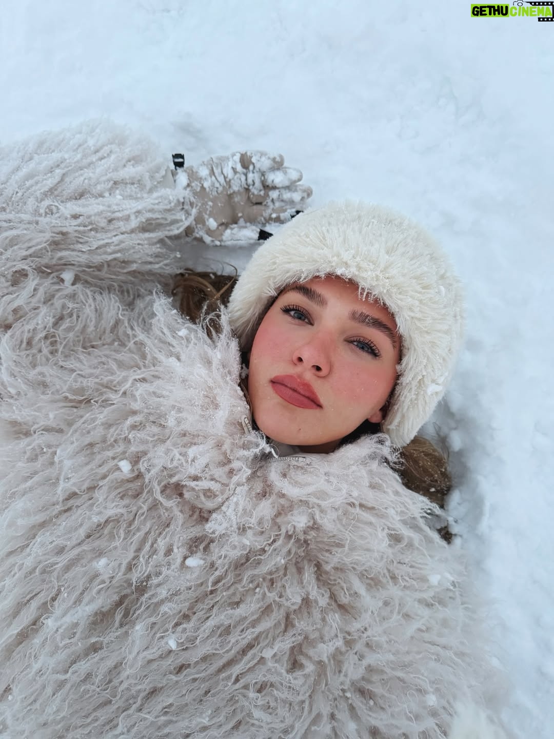 Melisa Döngel - 246.7K Likes - ❄️

#reklam