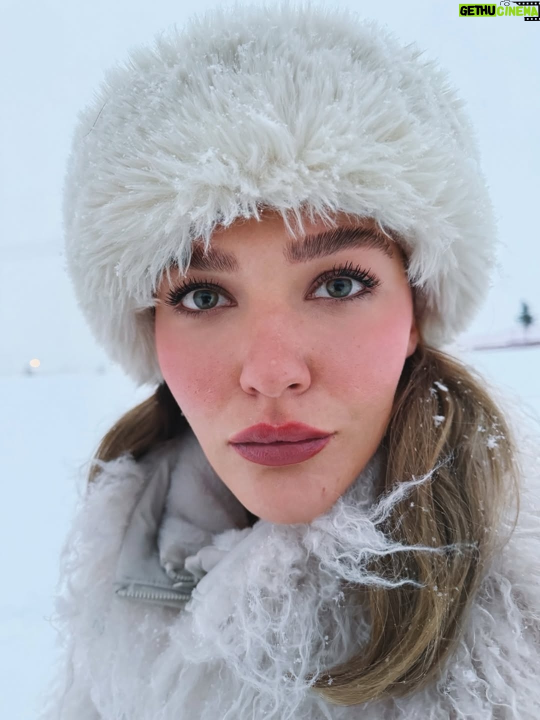 Melisa Döngel - 246.7K Likes - ❄️

#reklam