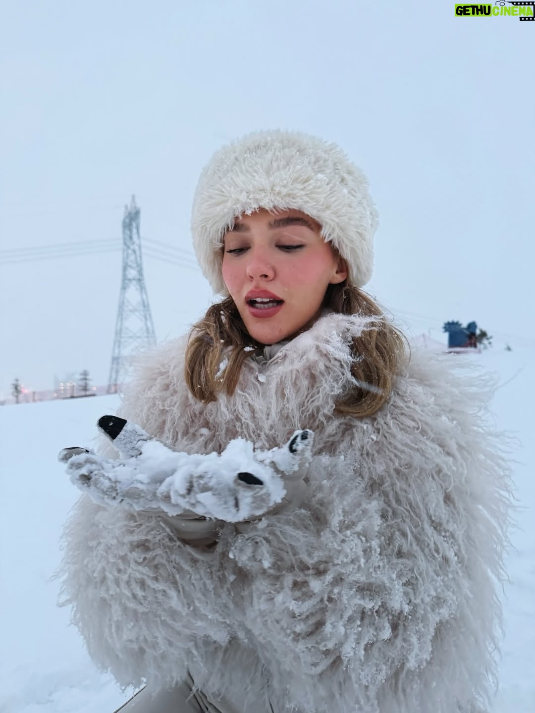 Melisa Döngel - 246.7K Likes - ❄️

#reklam