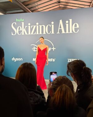 Melisa Döngel Instagram - ❤️ 

#reklam