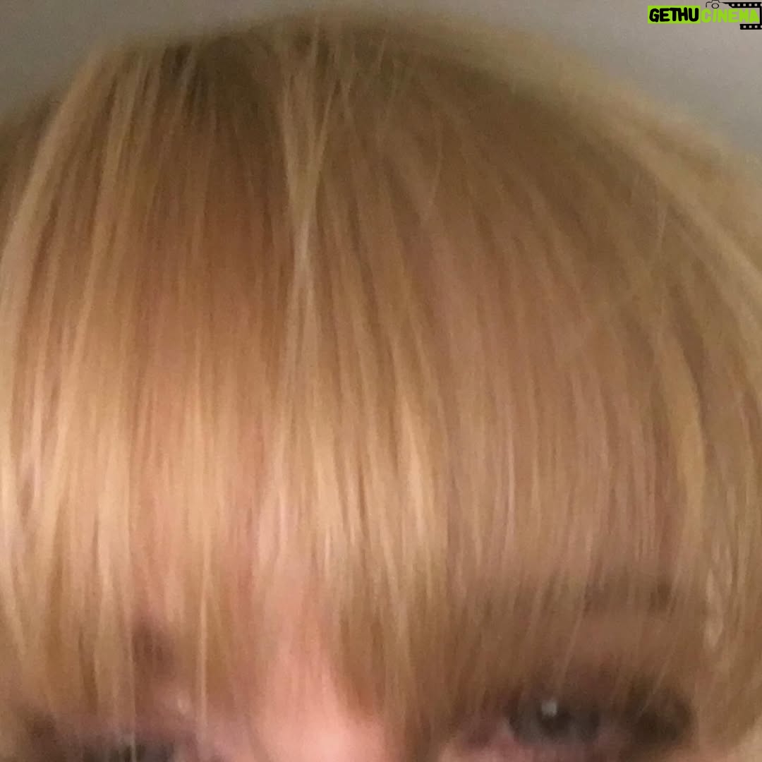 Melissa Rauch - 379K Likes - So many wonderful #2016 memories…trying to figure out why the majority of my camera roll that year was overflowing with slightly different versions of the last pic.