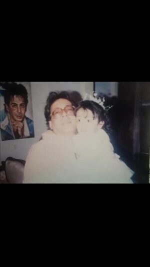 Menna Badr Instagram - #Papy_❤️ #happy_valentines_day
I miss u 
بابي وحشتني اكتر ما قلبي قادر يتحمل كل يوم حب وانت جوه قلبي و روحي يا مصدر الحب والحنان والأمان اللي مفيش حاجه تعوضني عنك ابدا