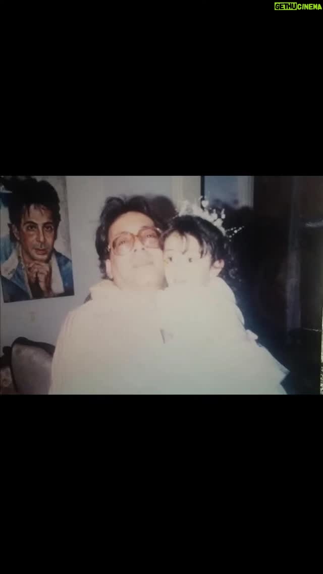 Menna Badr - 85 Likes - #Papy_❤️ #happy_valentines_day
I miss u 
بابي وحشتني اكتر ما قلبي قادر يتحمل كل يوم حب وانت جوه قلبي و روحي يا مصدر الحب والحنان والأمان اللي مفيش حاجه تعوضني عنك ابدا