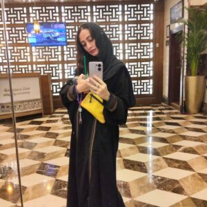 Menna Badr Instagram - رمضان كريم عليكم ان شاء الله 
ان شاء الله شهر كله خير و رحمه وبركات و عفو