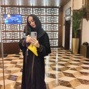 Menna Badr Instagram - رمضان كريم عليكم ان شاء الله 
ان شاء الله شهر كله خير و رحمه وبركات و عفو