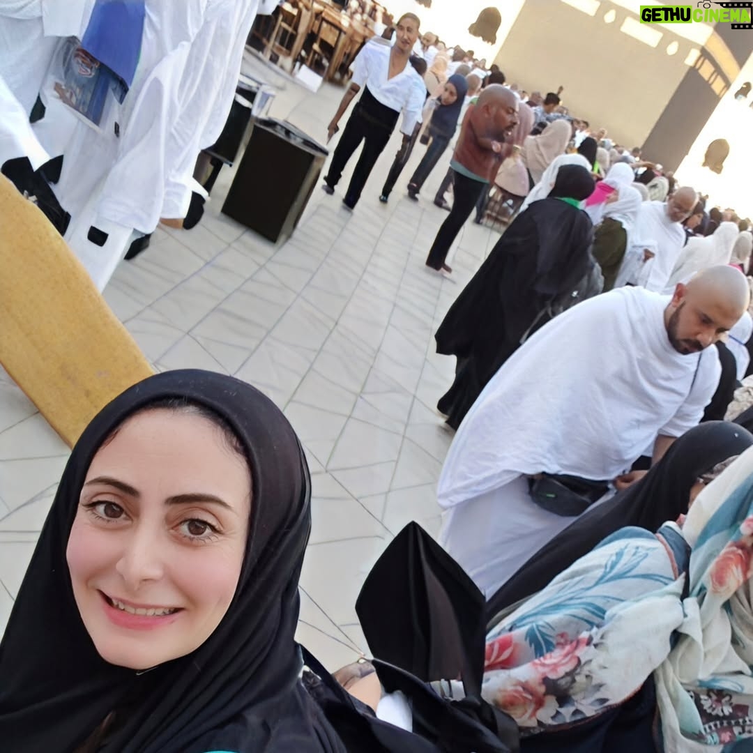 Menna Badr - 1.3K Likes - والحمد الله ربنا كرمني رزقها لي اروح اطهر مكان علي الارض للمره الثانيه في 2025
الحمد الله علي إتمام العمره
وربنا كرمني وعملت عمره لي وعمره ل ابويا الله يرحمه
الحمد الله لجلال وجهك وعظيم سلطانك
اللهم تقبل منا ولا تترك لنا دعاء ولا ذبنا إلا غفرته
يارب الحمد لله الذي بلغني
هواء مكة
وسكينه مكة
وأرض مكة
وسكينه و روح المدينه المنوره وزياره النبي  الروضه الشريفه في المسجد النبوي الشريف 
الحمد لله على تمام العمرة
احلي راحله رحلتك مع الله
وانت معاك اغلي اتنين في حياتك امي و اختي 
واخي الذي لم تلده امي زوج اختي مصطفي سالم 
ادعو لي ابي بالرحمه والمغفره والعفو 
اللهم اكتب لي العوده يارب العالمين
ربنا يرزق كل مشتاق