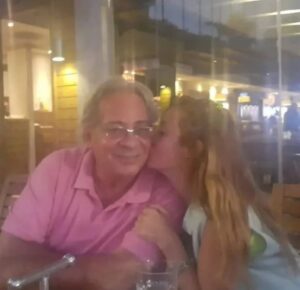 Menna Badr Instagram - Papy happy valentineday
My love
الله يرحمك ياروحي ويجعل مثواك الجنه