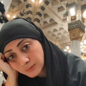 Menna Badr Instagram - والحمد الله ربنا كرمني رزقها لي اروح اطهر مكان علي الارض للمره الثانيه في 2025
الحمد الله علي إتمام العمره
وربنا كرمني وعملت عمره لي وعمره ل ابويا الله يرحمه
الحمد الله لجلال وجهك وعظيم سلطانك
اللهم تقبل منا ولا تترك لنا دعاء ولا ذبنا إلا غفرته
يارب الحمد لله الذي بلغني
هواء مكة
وسكينه مكة
وأرض مكة
وسكينه و روح المدينه المنوره وزياره النبي  الروضه الشريفه في المسجد النبوي الشريف 
الحمد لله على تمام العمرة
احلي راحله رحلتك مع الله
وانت معاك اغلي اتنين في حياتك امي و اختي 
واخي الذي لم تلده امي زوج اختي مصطفي سالم 
ادعو لي ابي بالرحمه والمغفره والعفو 
اللهم اكتب لي العوده يارب العالمين
ربنا يرزق كل مشتاق