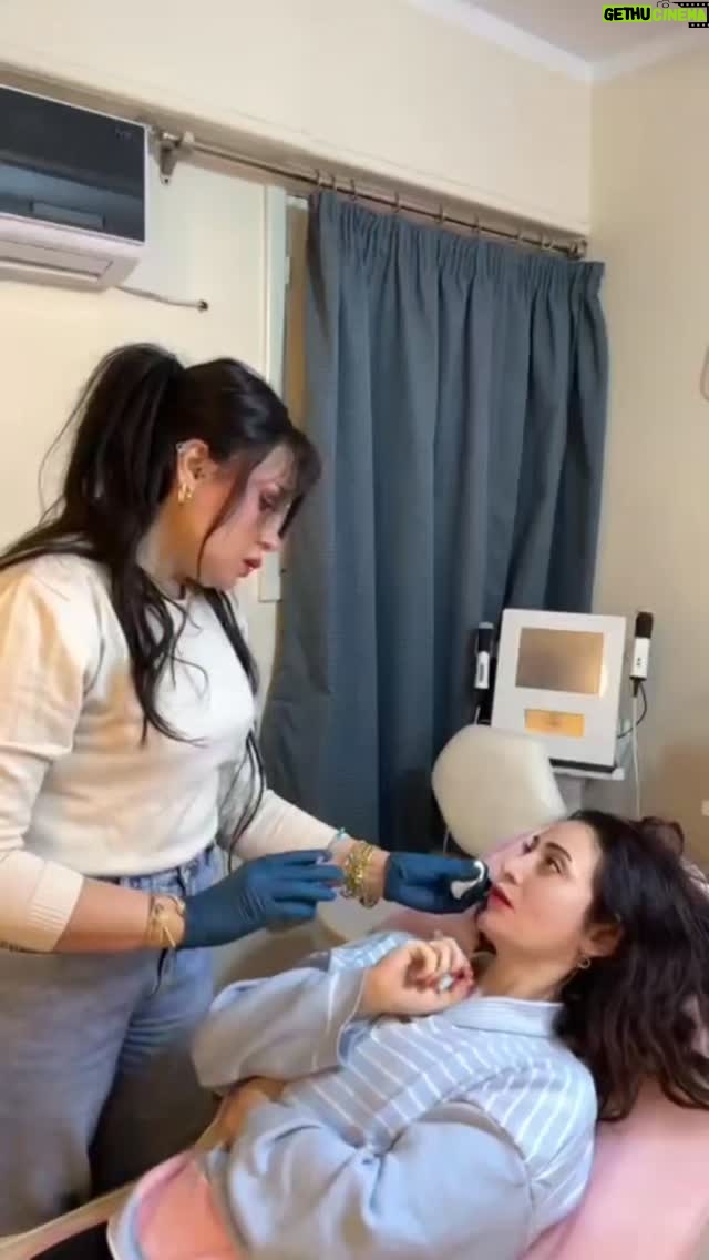 Menna Badr - 225 Likes - قابلته سبيستون Spacetoon طلعت عين دكتوره ناني اكيد مش هتفكر تدخلني من شارع العياده تاني بعد اللي عملته قابله قناه إذاعته اطفال و موجه كوميديا 
شكرا للدكتور ناني القمر ❤️ #