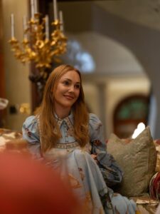 Actress Meryem Uzerli HD Photos and Wallpapers January 2026