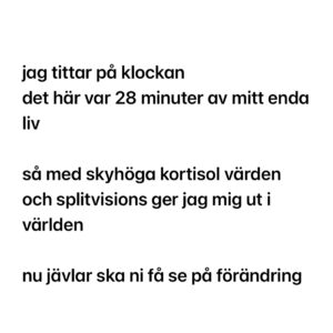 Mia Skäringer Instagram - ☕️🏃🏻‍♀️‍➡️🕳️